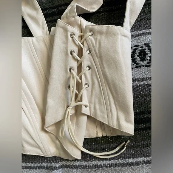 MOON RIVER
Lace-Up Corset Crop Top in Color Cream - Picture 7 of 7